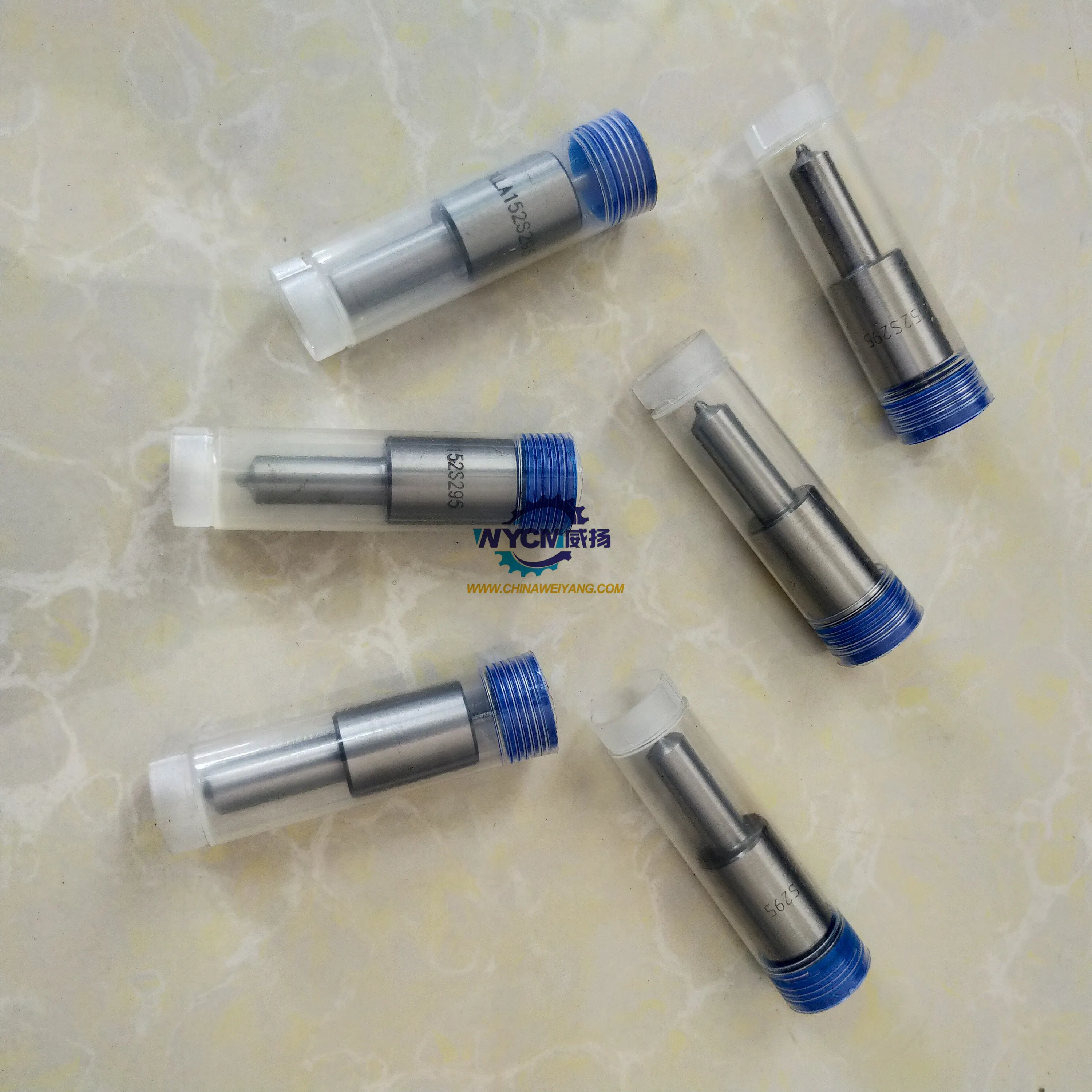 Cn-dlla152s295 Fuel Injector Nozzle For Weichai Deutz Td226b Engine ...