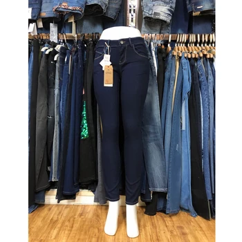 novas calças jeans