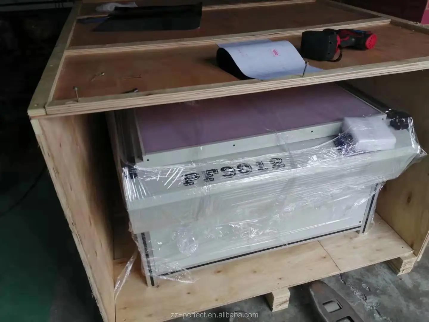 pvc cardboard flat digital die cutting machine