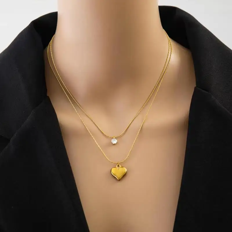 14k gold love pendant