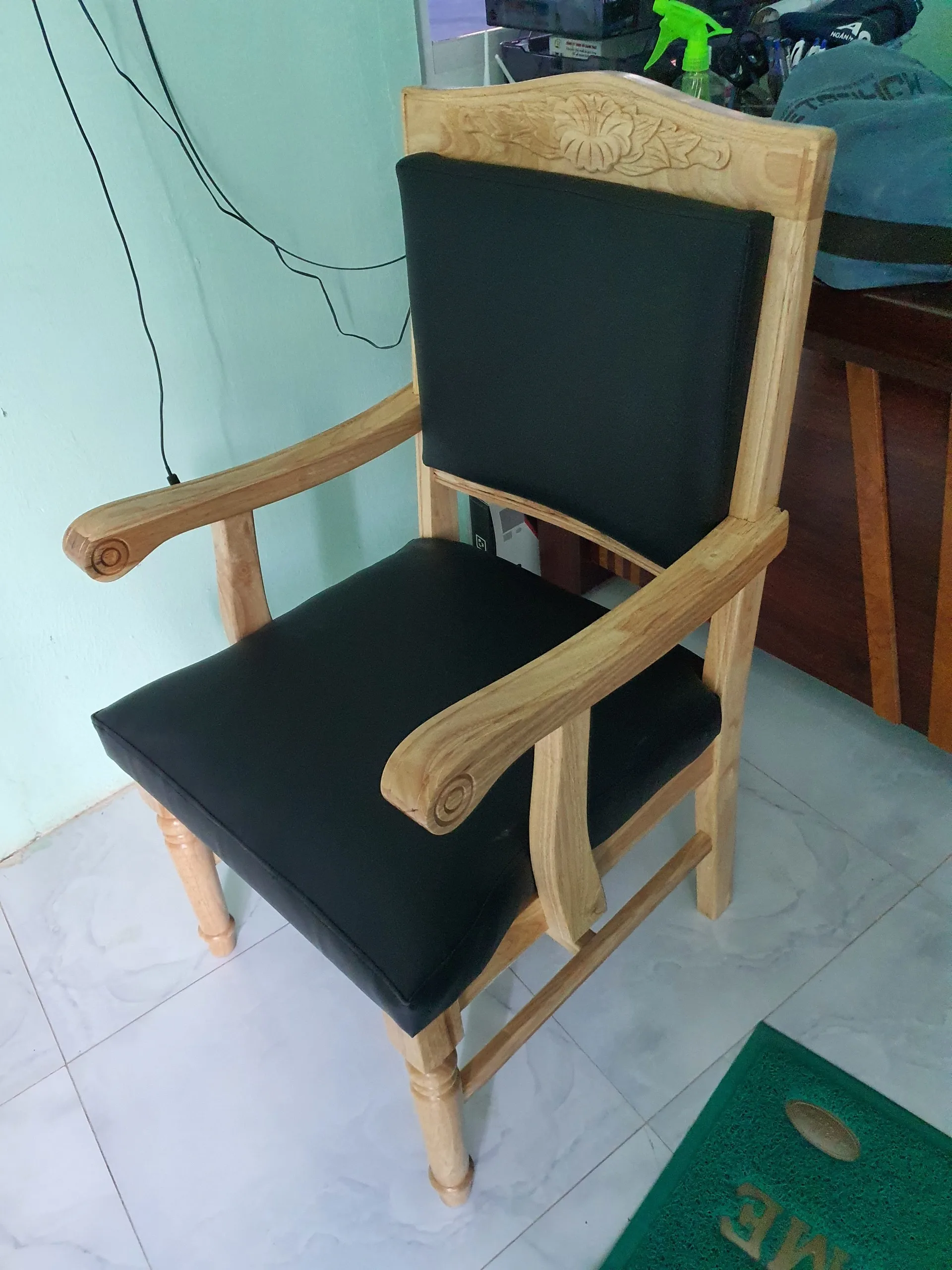 2024 Vietnamese Manufacturer Solid Wood Chair Custom Wood Chair Designs