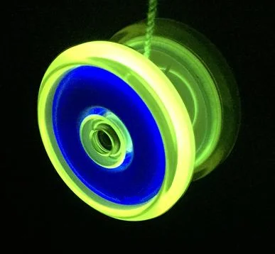 Wholesale LED Flashing YOYO Ball Classic Kid Toys Custom Logo