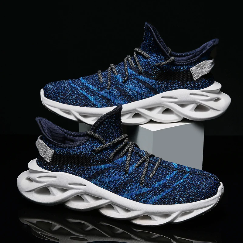 Men Fashion Low Sneakers Casual shoes walking shoes Chaussures Homme Zapatillas Hombre Fly Knitt Fashion Sneakers For Men Women
