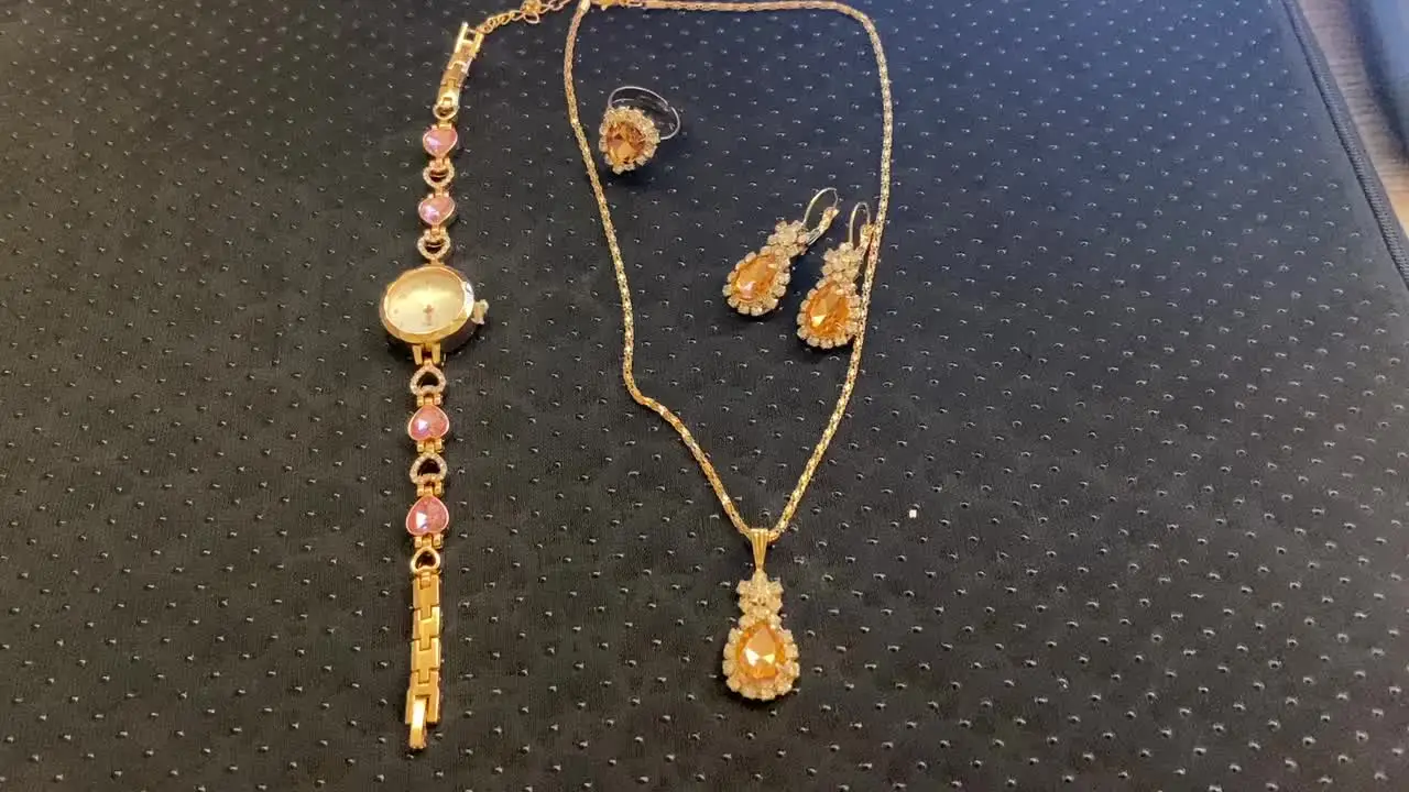 Malla Simple Tola Gold Set Half Tola 21k Gold Mala Set: Delicate