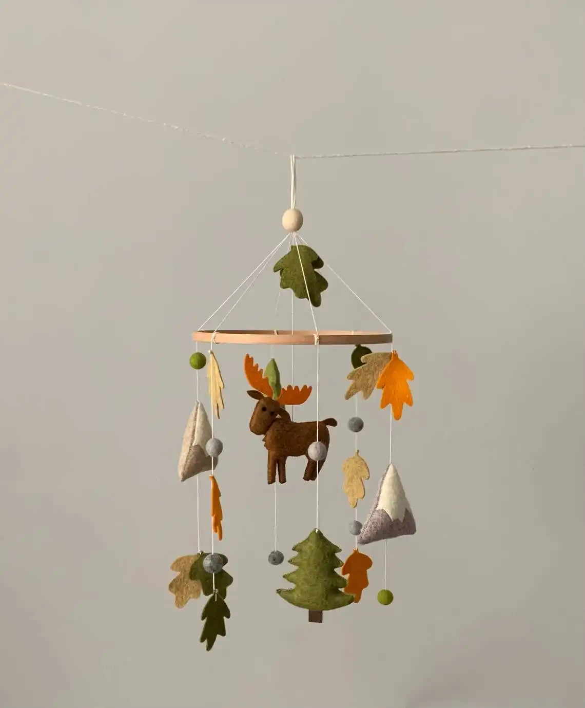 2023 New Baby Handmade Felt Crib Mobile Toys Safari Musical Crib Mobile For Babies Cot Kids Room