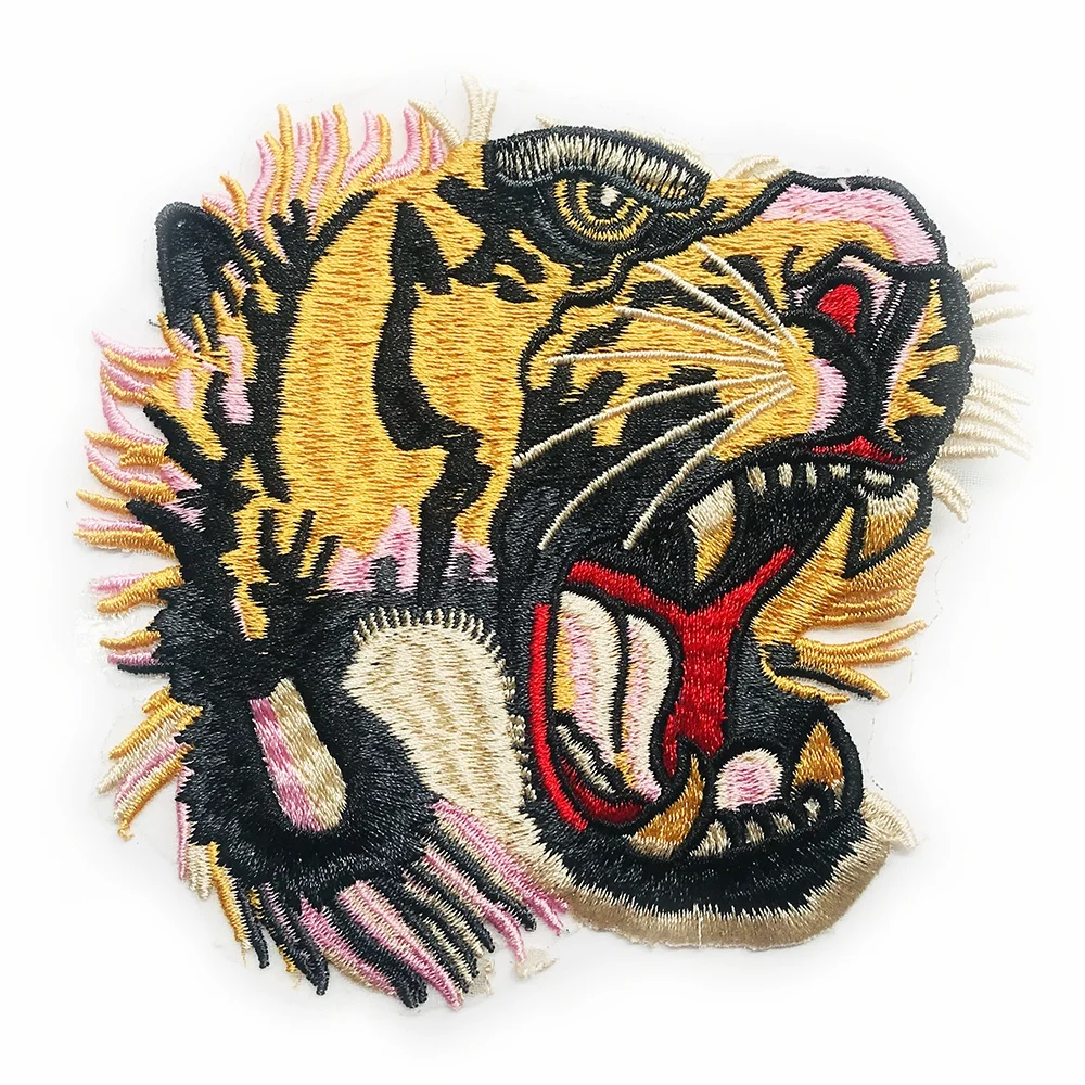 EMBROIDERY PATCH8076.jpg