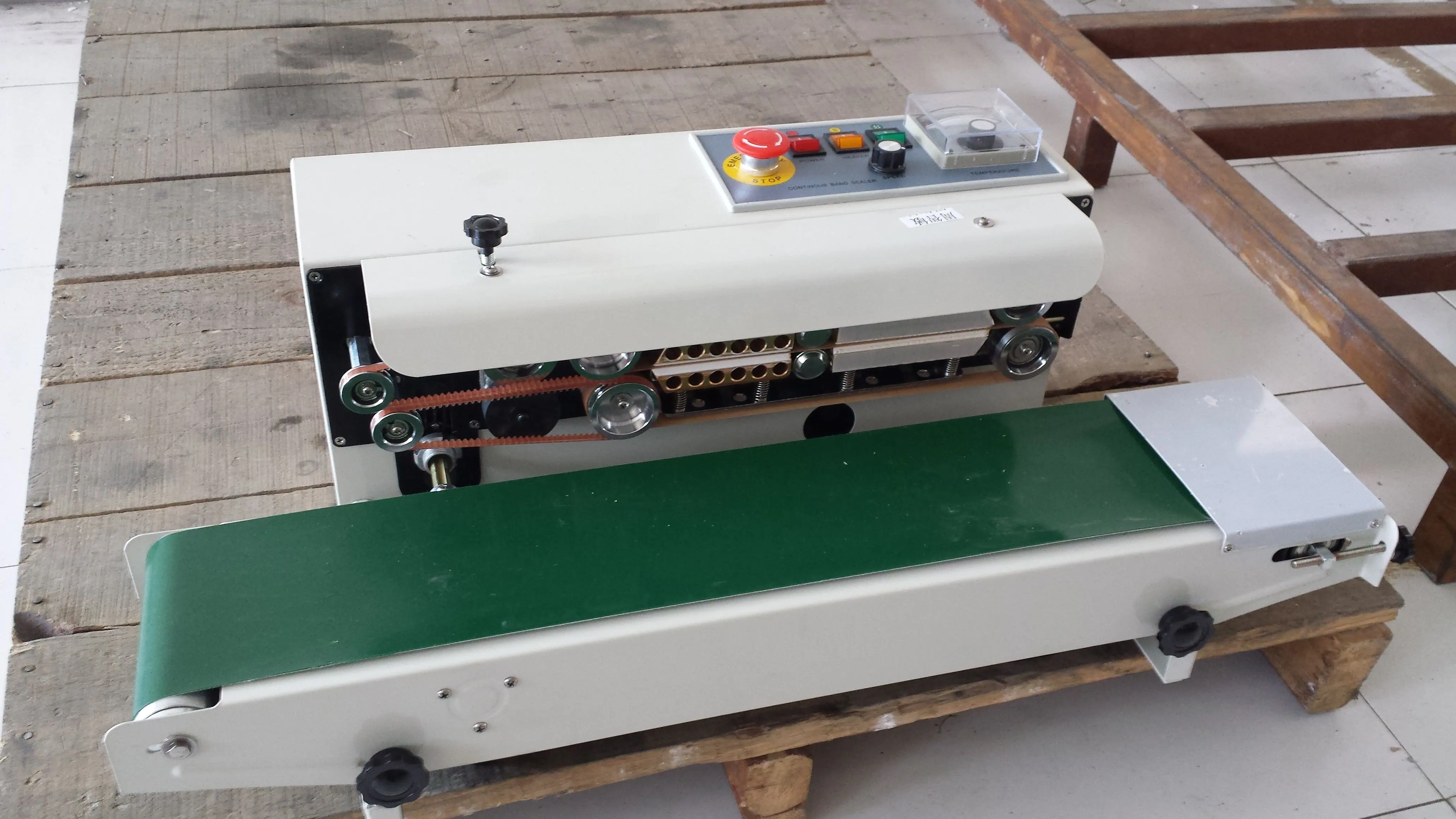 bag sealing machine.jpg