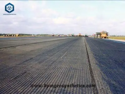 Polypropylene geogrid