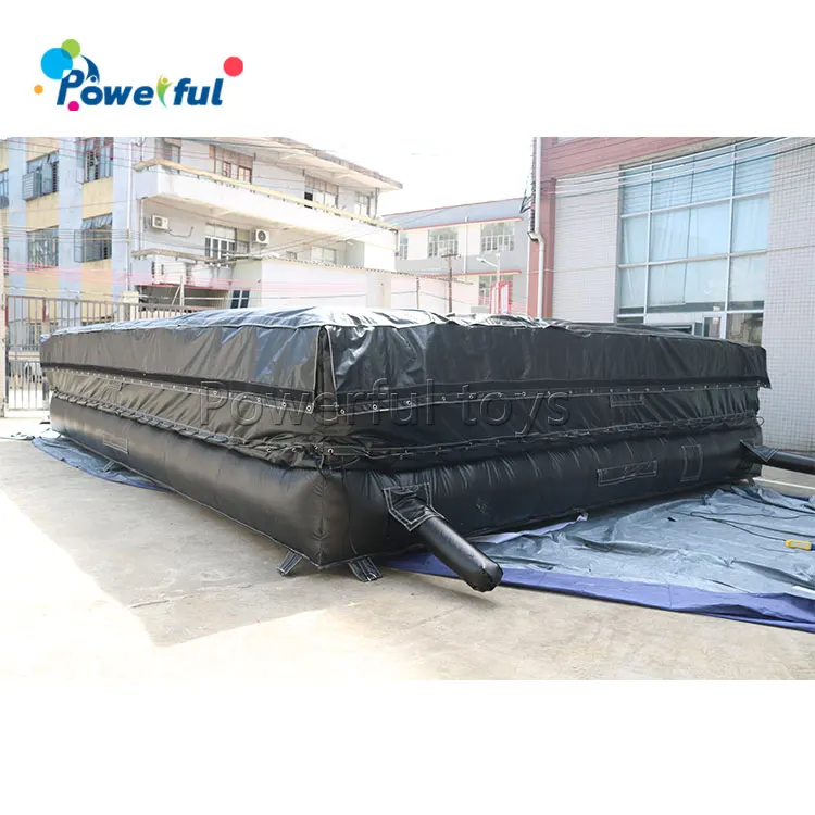 Giant trampoline park inflatable  jump airbag for safety landing