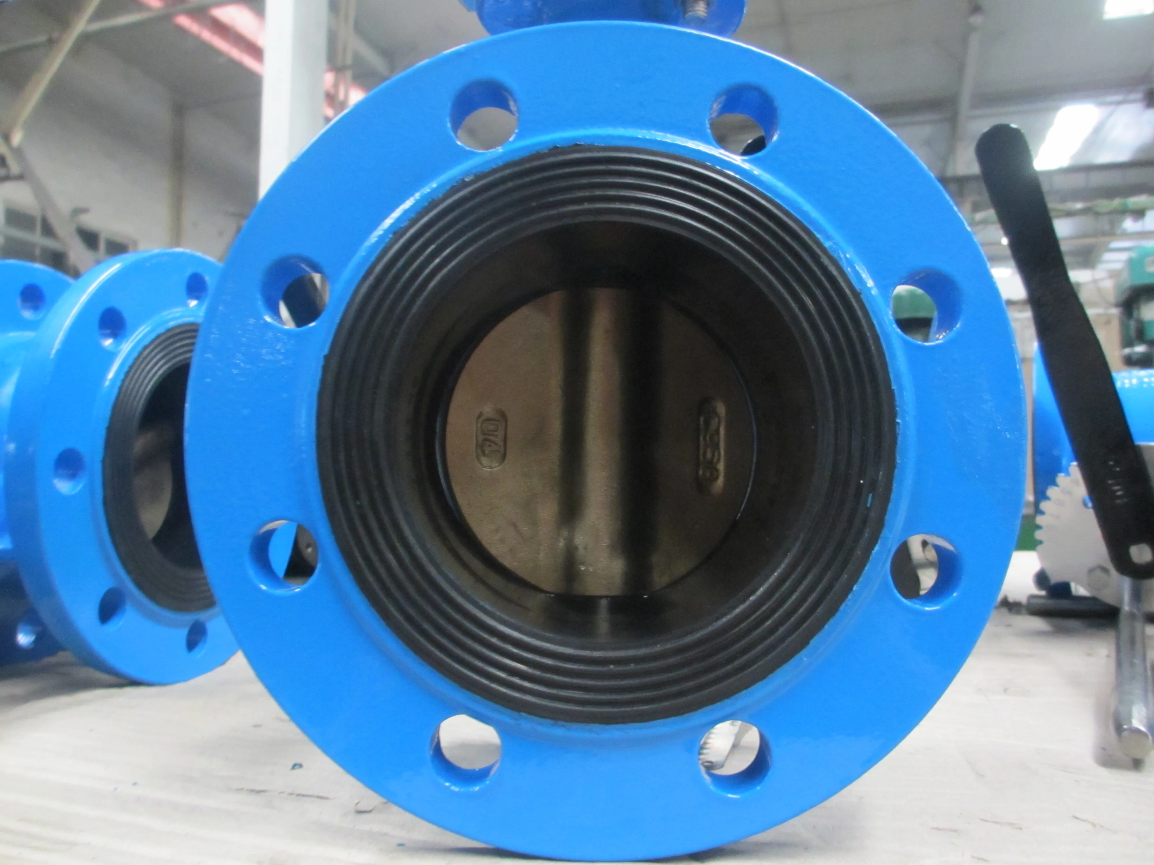 Direct Sale Butterfly Valve Flange End Dn100 Wcb C958 Rubber Center ...