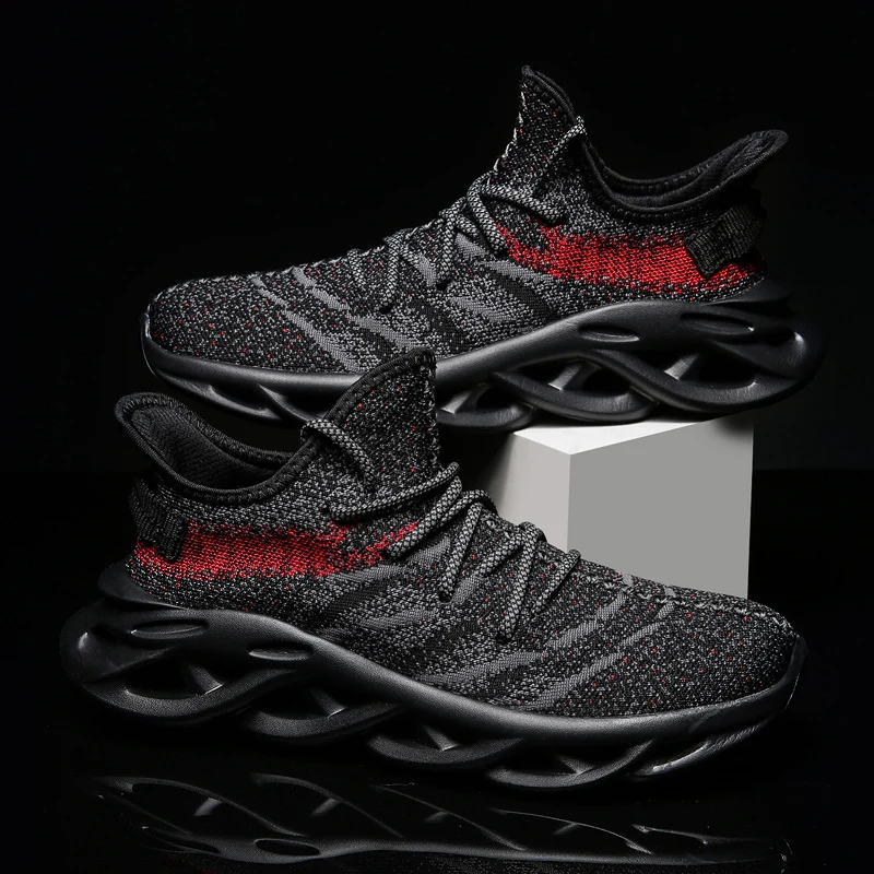 Men Fashion Low Sneakers Casual shoes walking shoes Chaussures Homme Zapatillas Hombre Fly Knitt Fashion Sneakers For Men Women