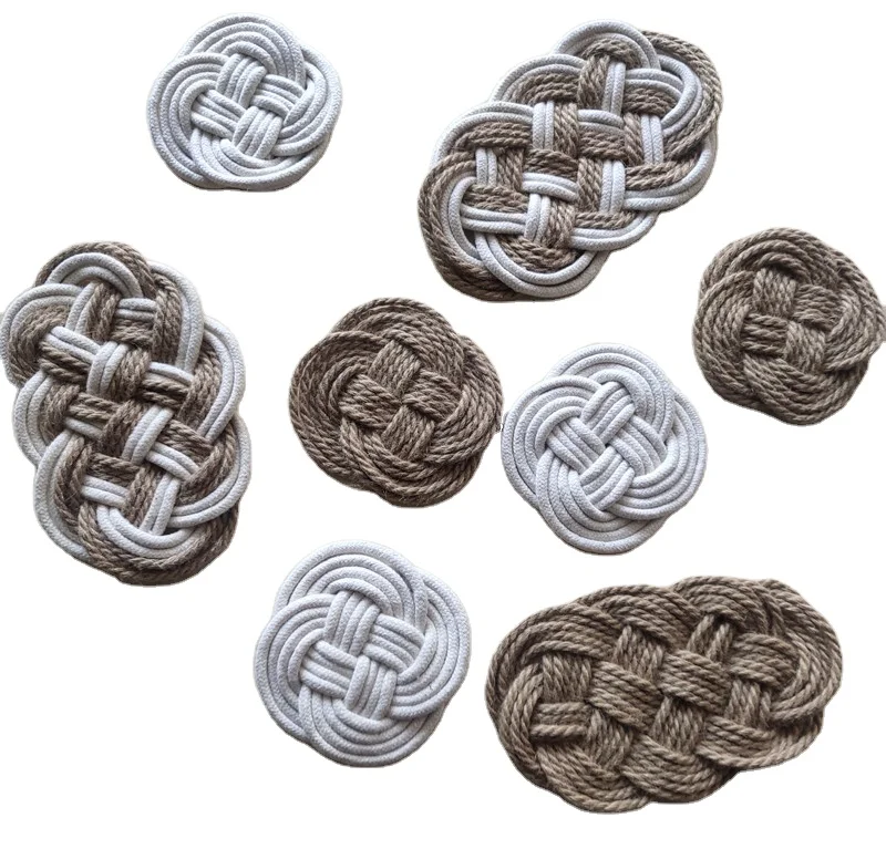 
Hand-woven Tablecloth Kitchen Round Drink Coasters Straw Coasters stock 