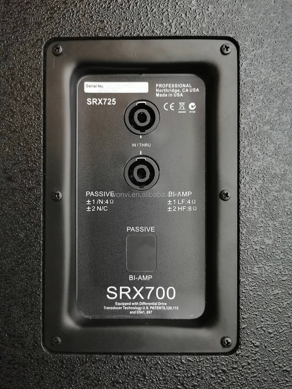 SRX725back.jpg