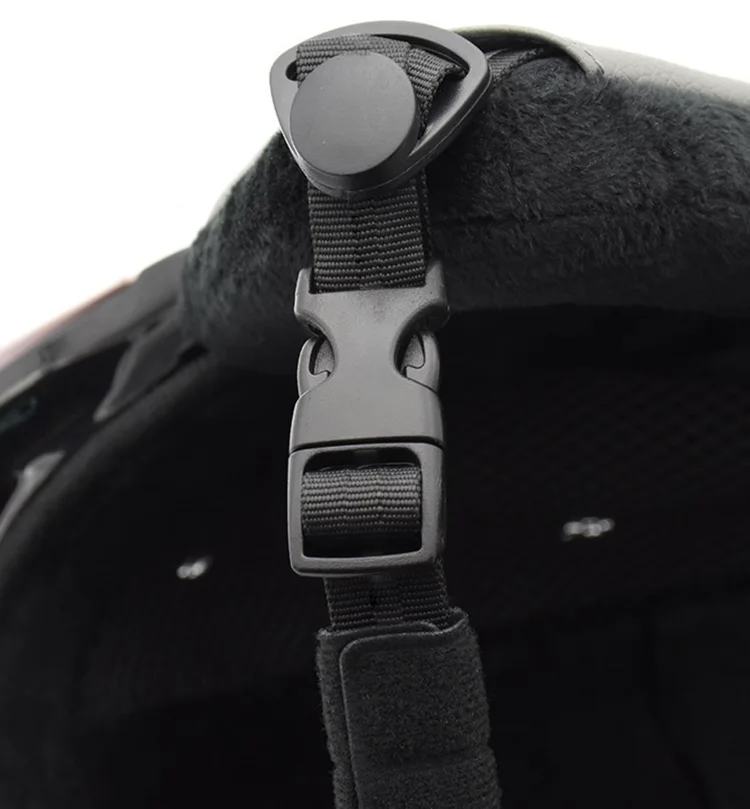 ski helmet-1.png