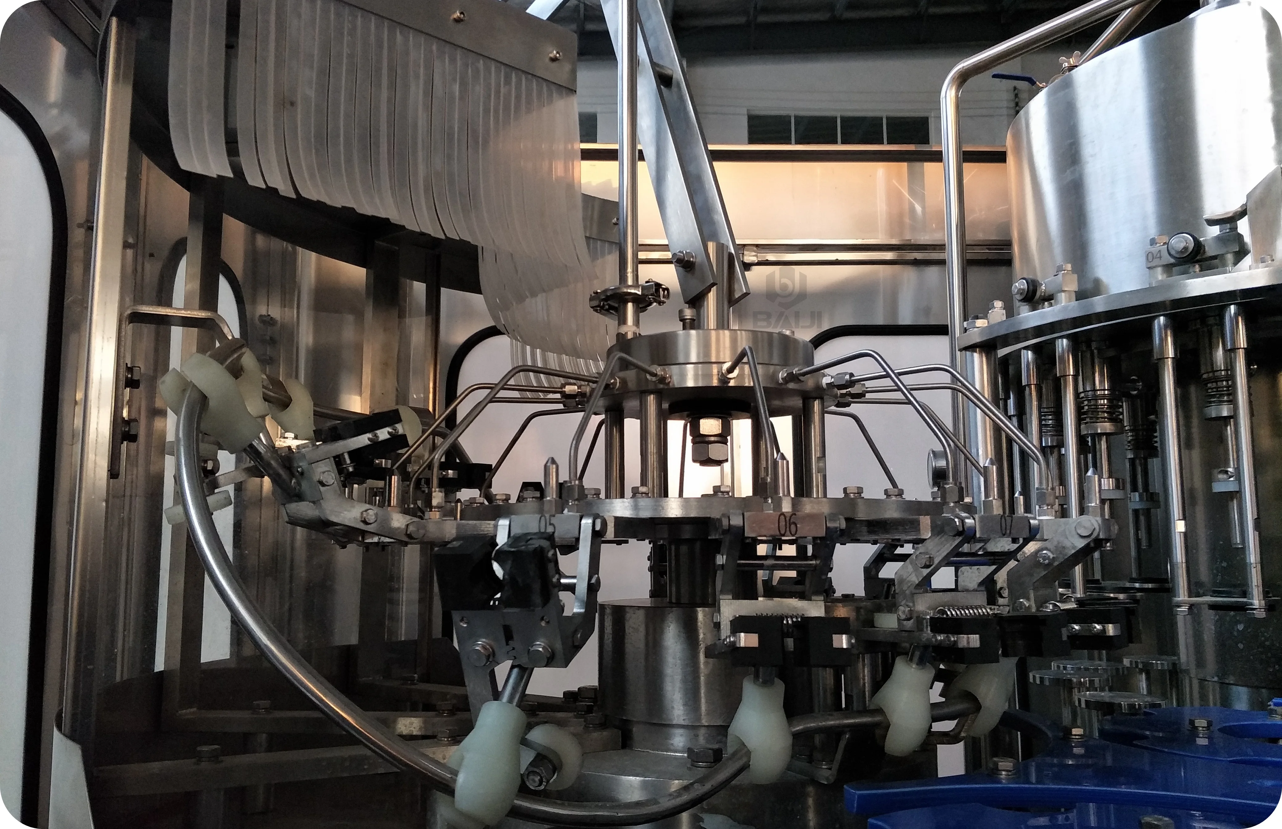 glass bottle whiskey bottling line / wine spirits alcohol vodka