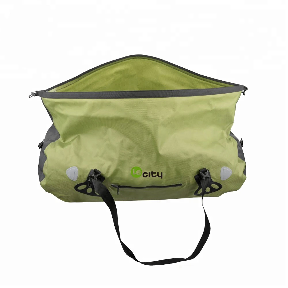 gym duffel bag (2).jpg