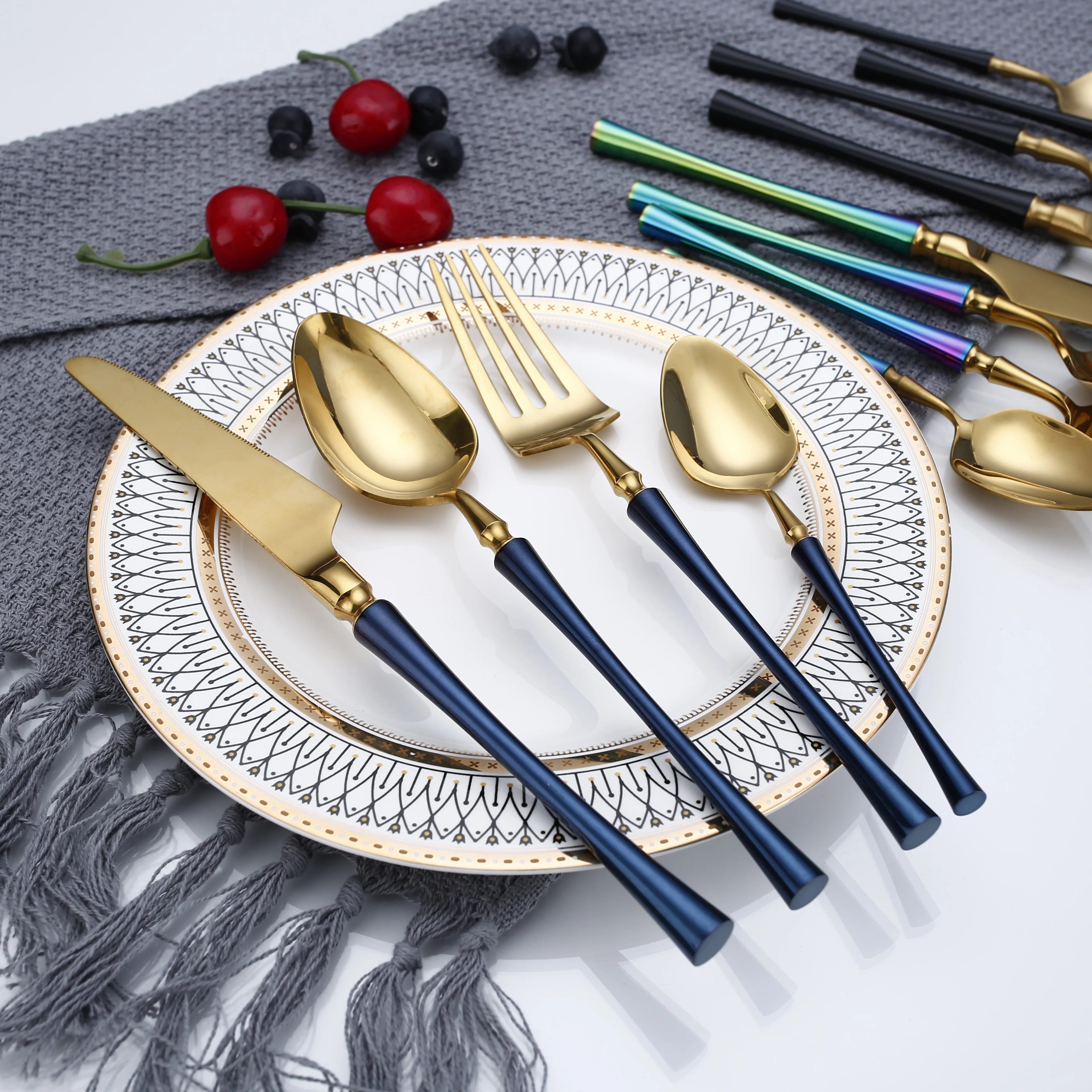Royal 304 (18/10) Slim Waist Dinnerware Table Cutlery Set