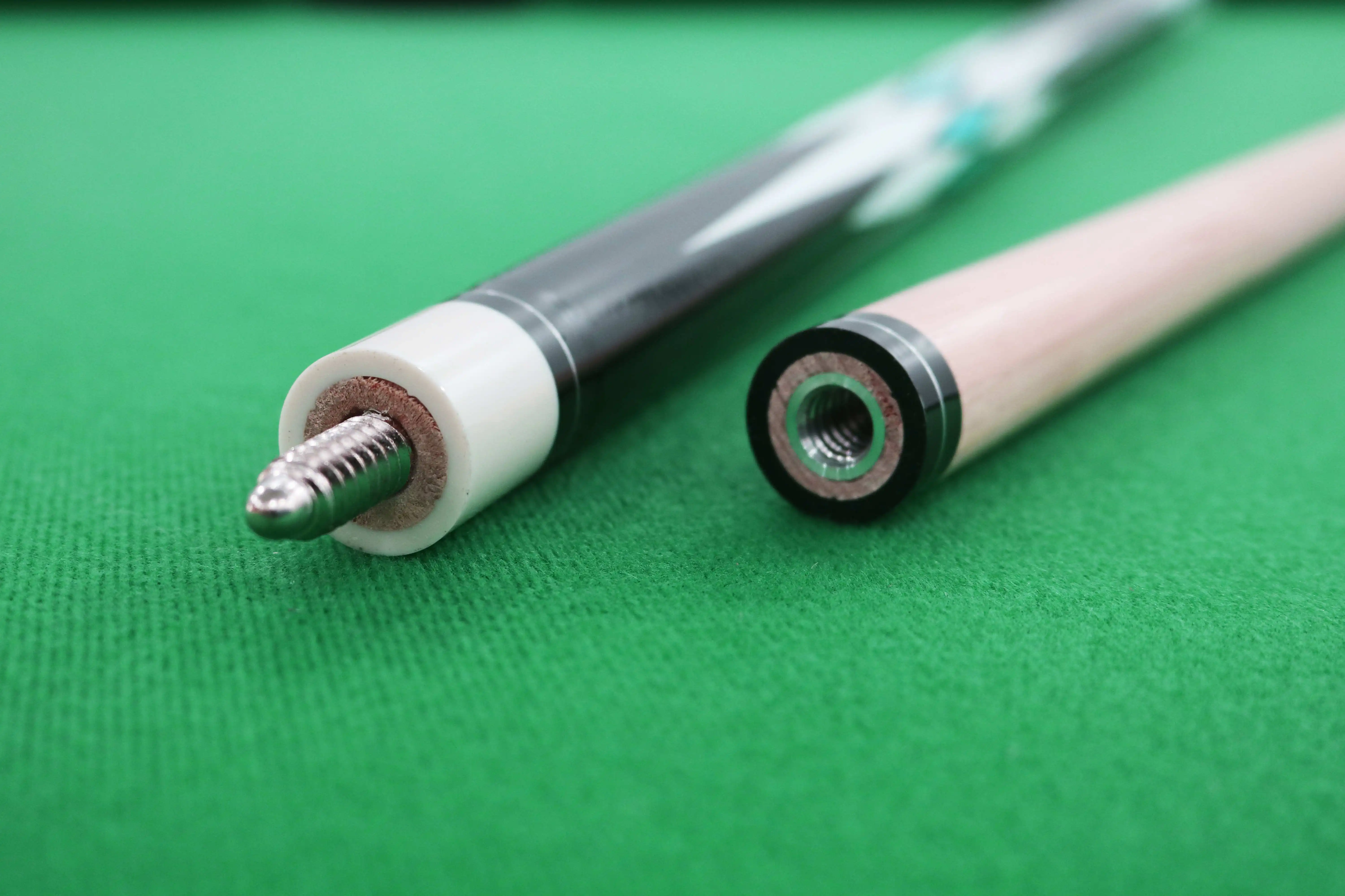 Factory Direct Hight Quality Maple Wood Snooker&billiard Cue Pool Cue