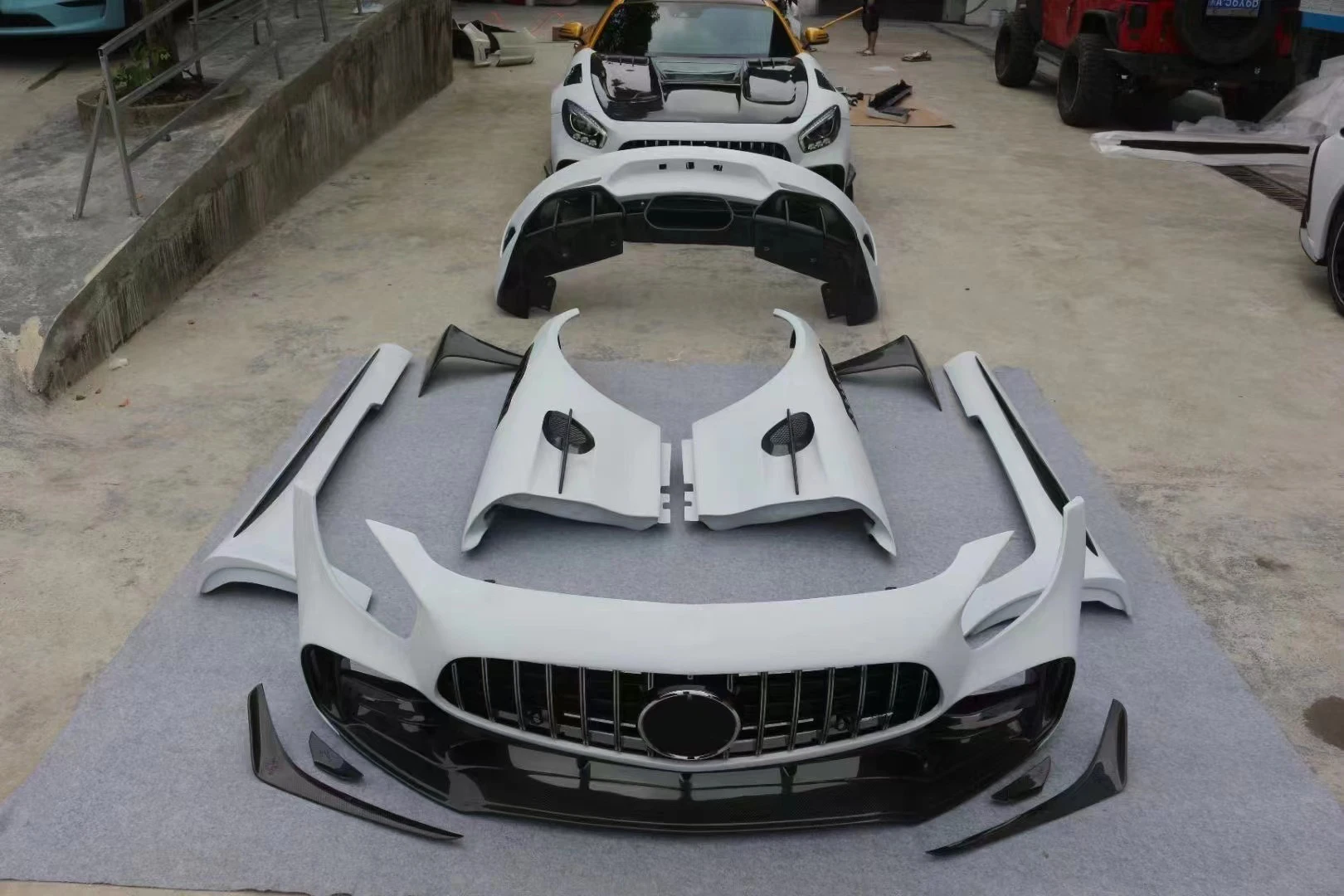 Gtr Facelift Body Kit For Amg Gt Conversion Half Carbon Front Bumper