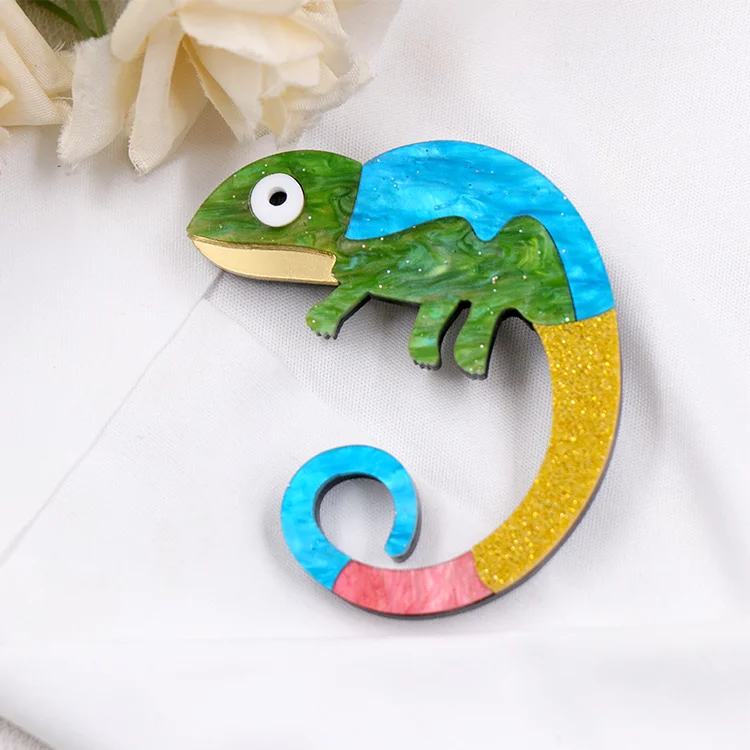 BHS066BH1039 New Design Large Lizard Fashion Jewelry Laser Cut Glitter Acrylic Chameleon Brooch supplier