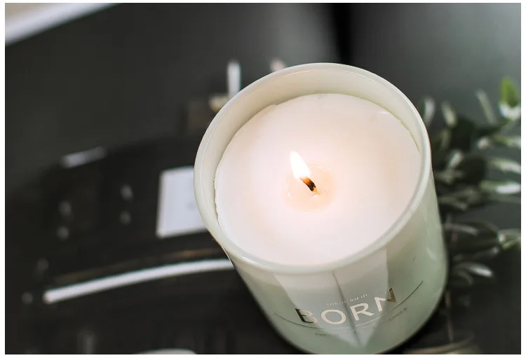 Natural Soy Wax 100% Cotton Wick Scented Candle Gift Set with luxury white Jar