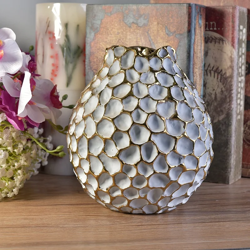 OEM Electroplating pineapple candle jar scented glass candle holder wedding decoration supplier