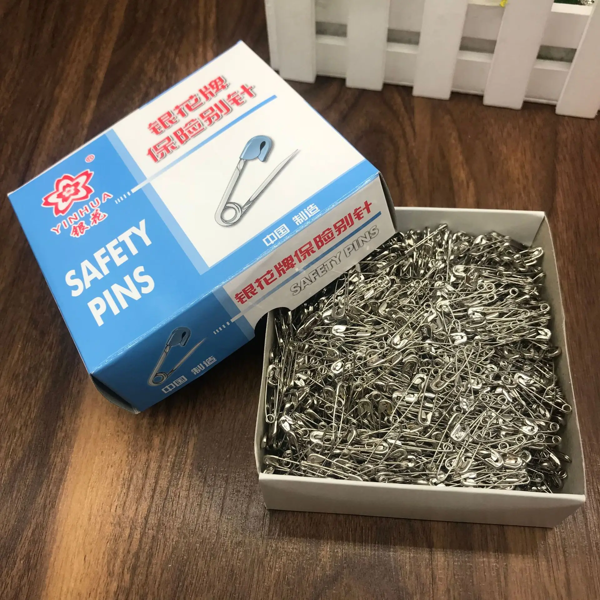Wholesale Safety Pins Series In All Kinds Of Size And Package,Factory