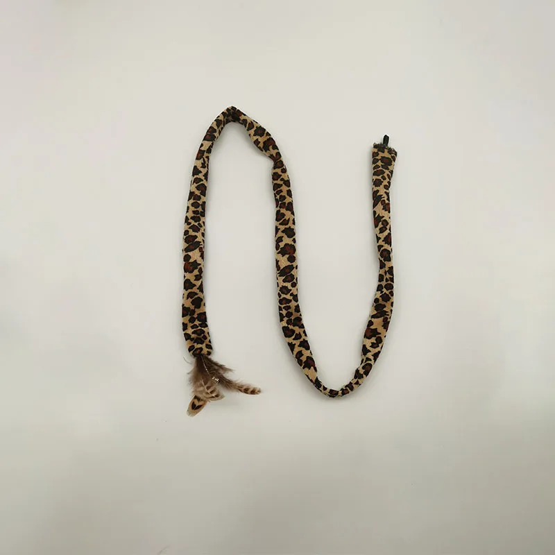Cat toy detail and material quality