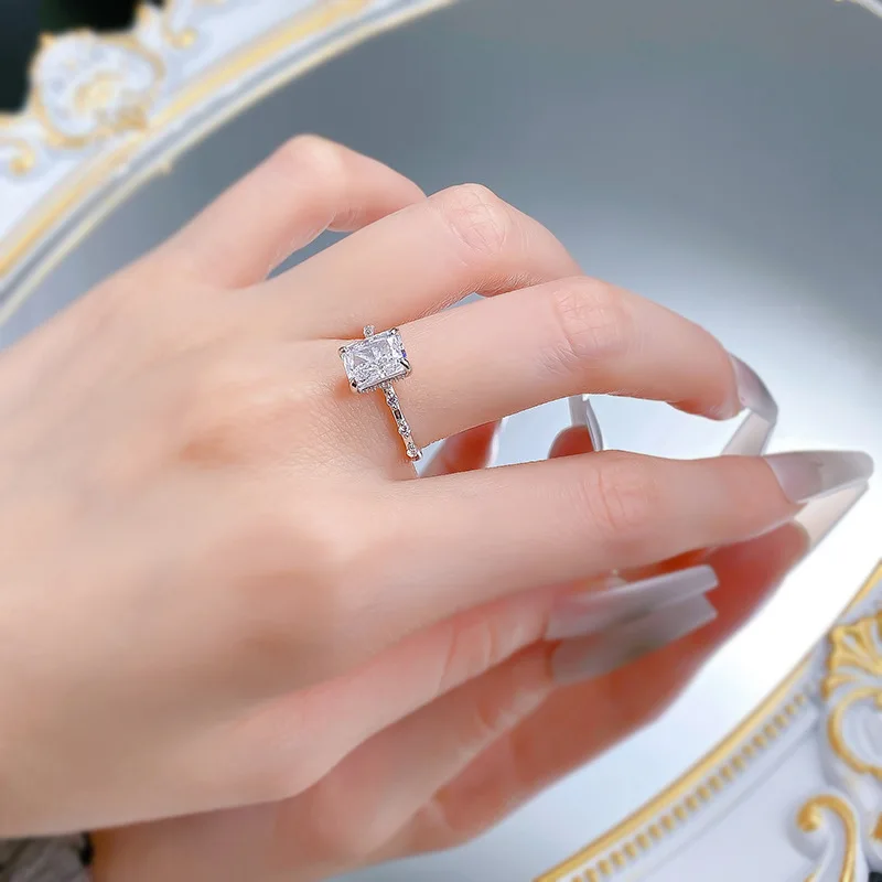 S925 Silver Daily Fashion White 6*8mm Diamond Ice Flower Cut Stone Daily Fashion American Gift IGI GIA Lab Diamond Ring