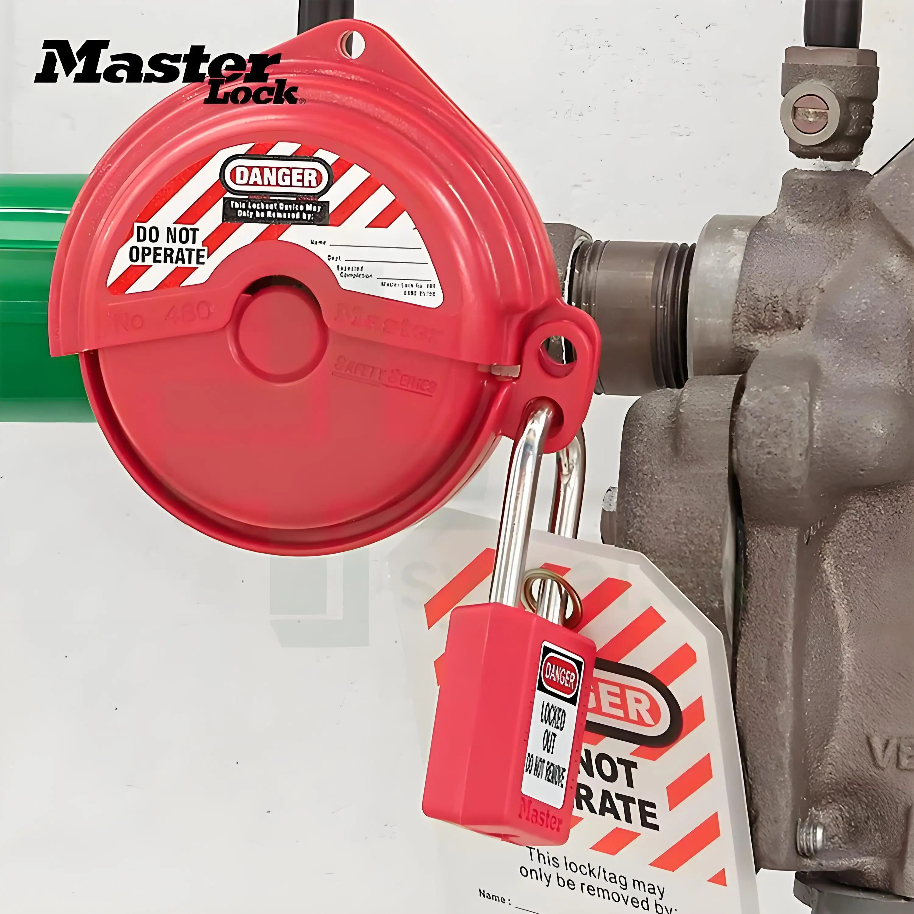 Master Lock 410RED High Safety Red Plated Steel Shackle Padlock with ...