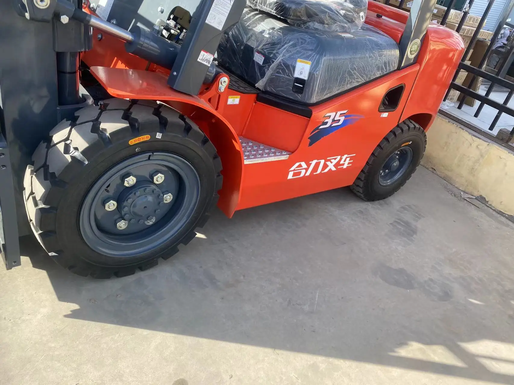 Heli Forklift 3.5 T Diesel Forklift Used High Quality Chinese Brand