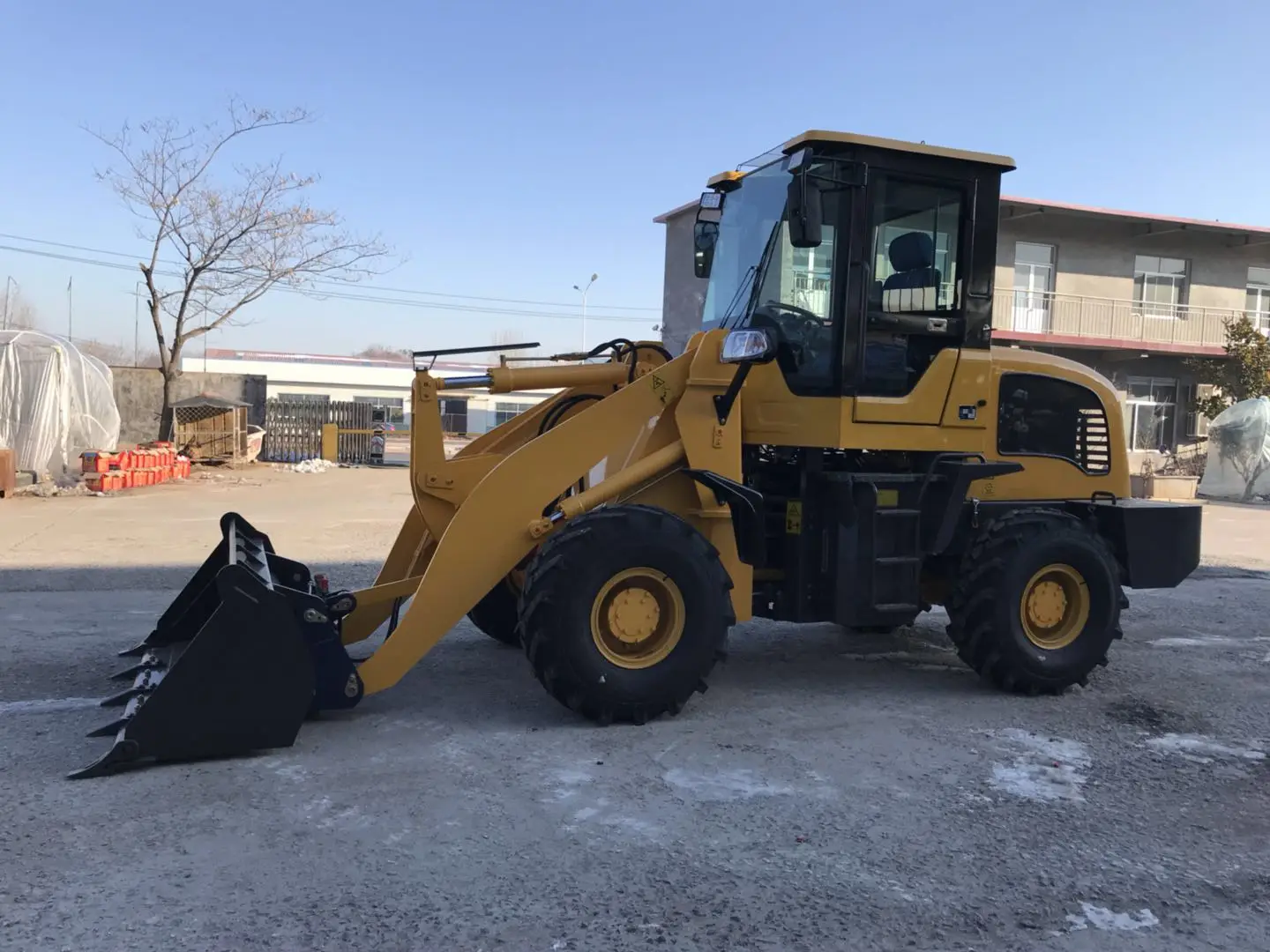China 1.5ton Payloader Cargador Frontal 4 Wheel Drive Mini Front End