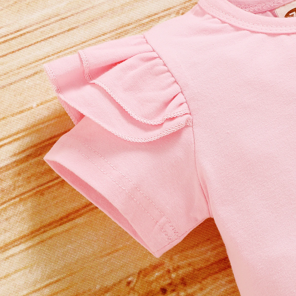 Newborn Baby Clothing Set Flutter Sleeve Short Sleeve Shirt And Shorts