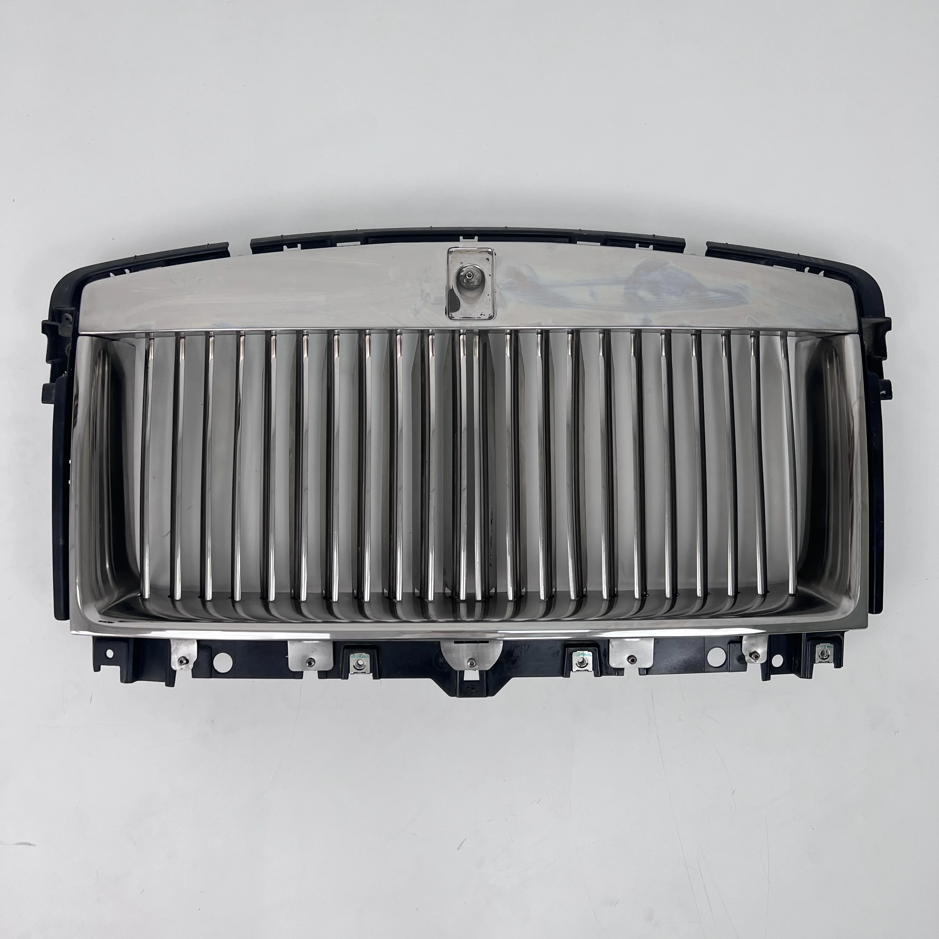 Car Radiator Grille Water Tank Grille Front Bumper Air Intake Grille