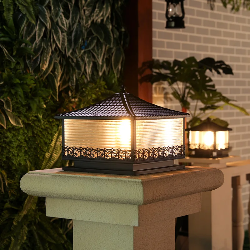 Solar Powered Sensor Waterproof Outdoor Yard Fence Solar Led Post Cap Main Gate Pillar Light for Garden