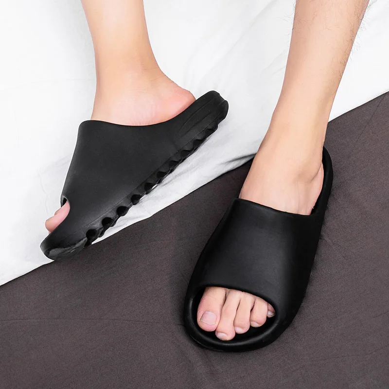 New Designer Indoor Slides Ladies Winter Flip Flops Yeezy Slippers ...