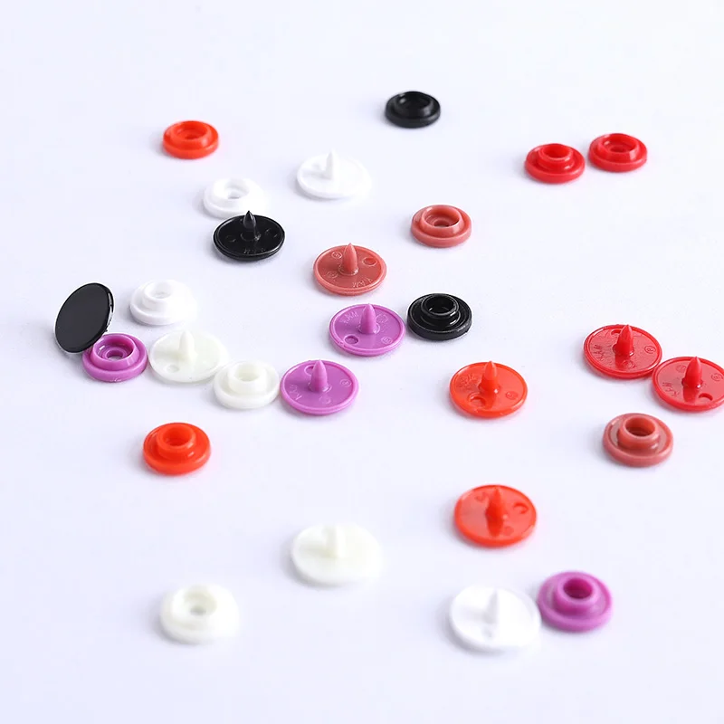 plastic snap button (2).jpg