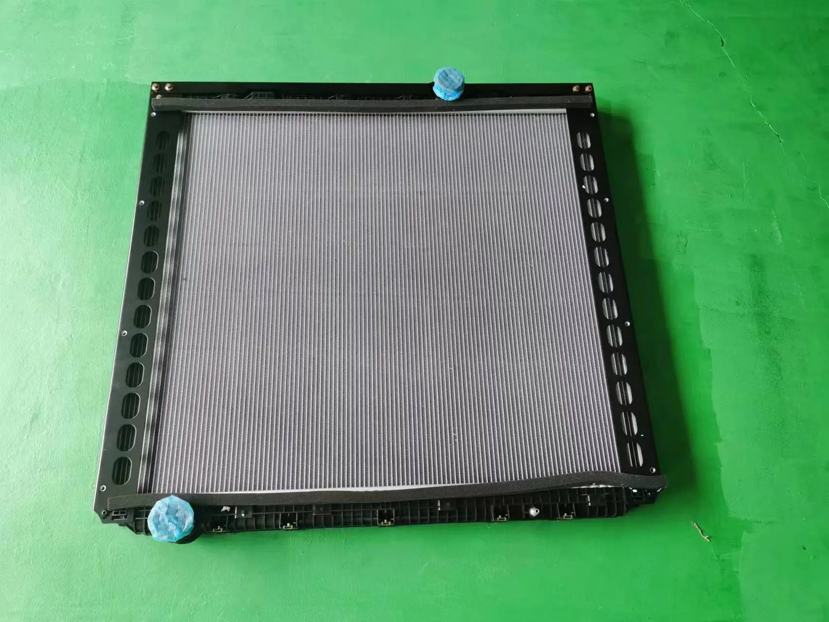 Cap Radiator X3000 DZ97259532001 Shacman X3000 Truck Radiator - High-Quality Aluminum