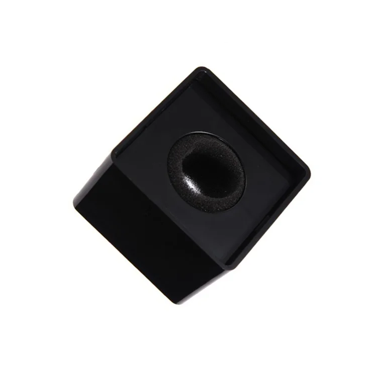 Microphone cube flag 2