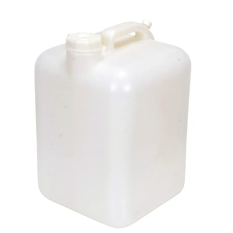 plastic jerry can09.jpg