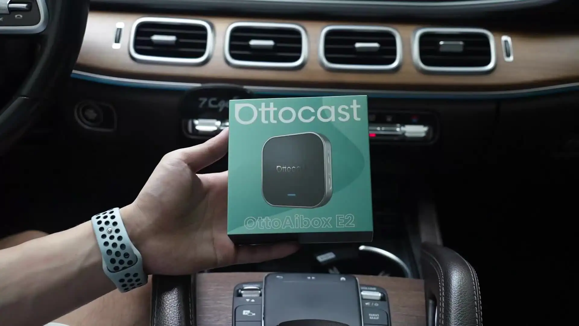Ottocast E2 Model Media Ultra Carplay Box - Wired to Wireless