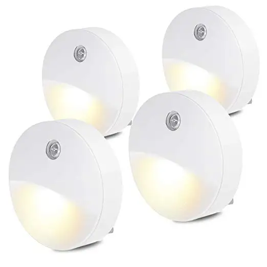 New high sensitive small wall socket  motion sensor plug-in  led night light, plug and play night light for corridor