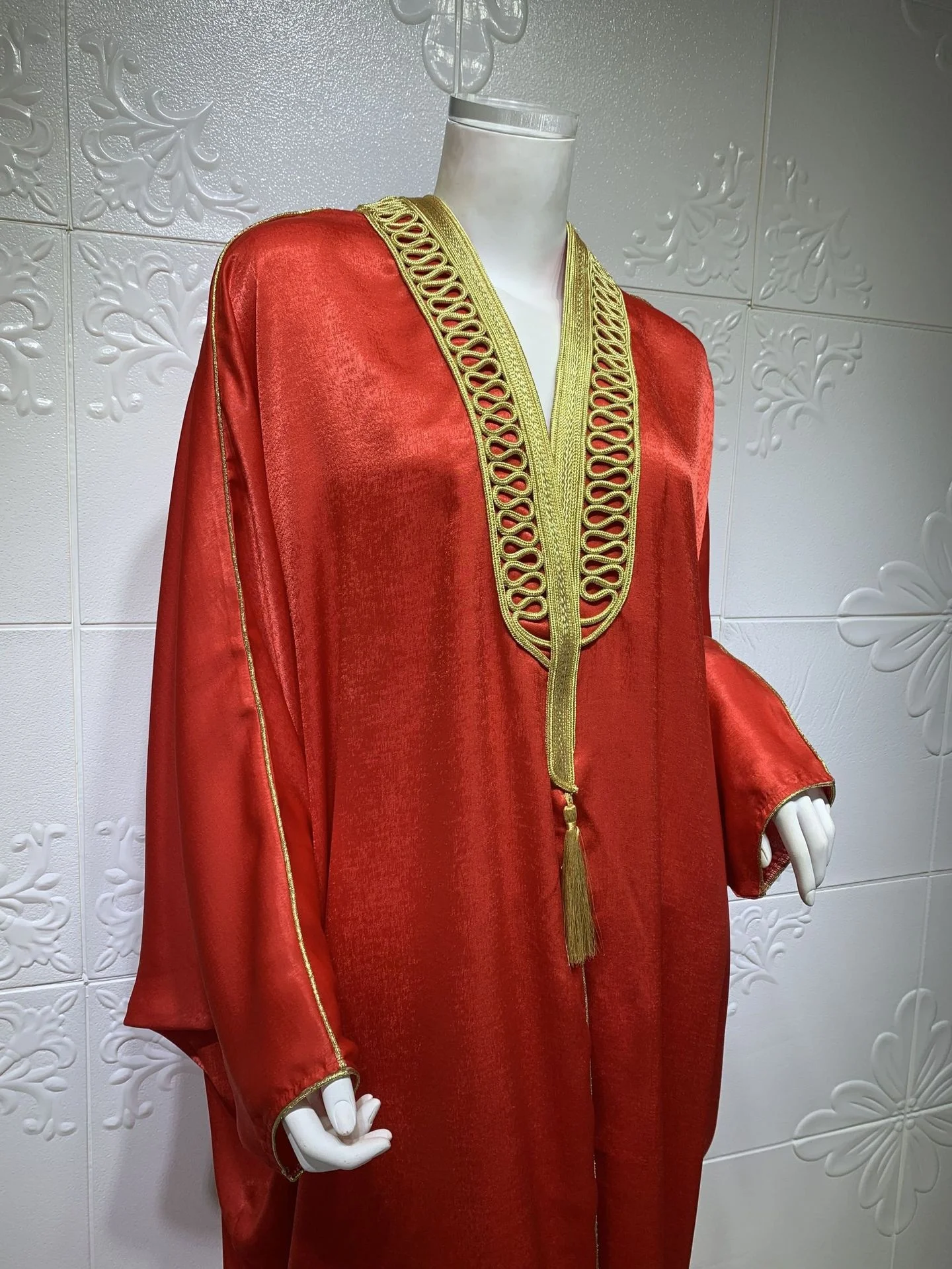 Ab015 Dubaï Cardigan Robe pour femmes longue musulmane Abaya manches chauve-souris Sexy velours vêtements Simple solide motif naturel taille