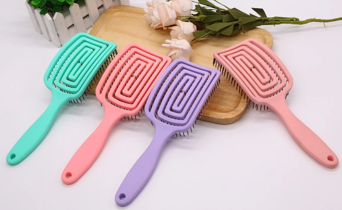 Professional Custom 3d Wave Curved Detangling Body Bath Shower Plastic