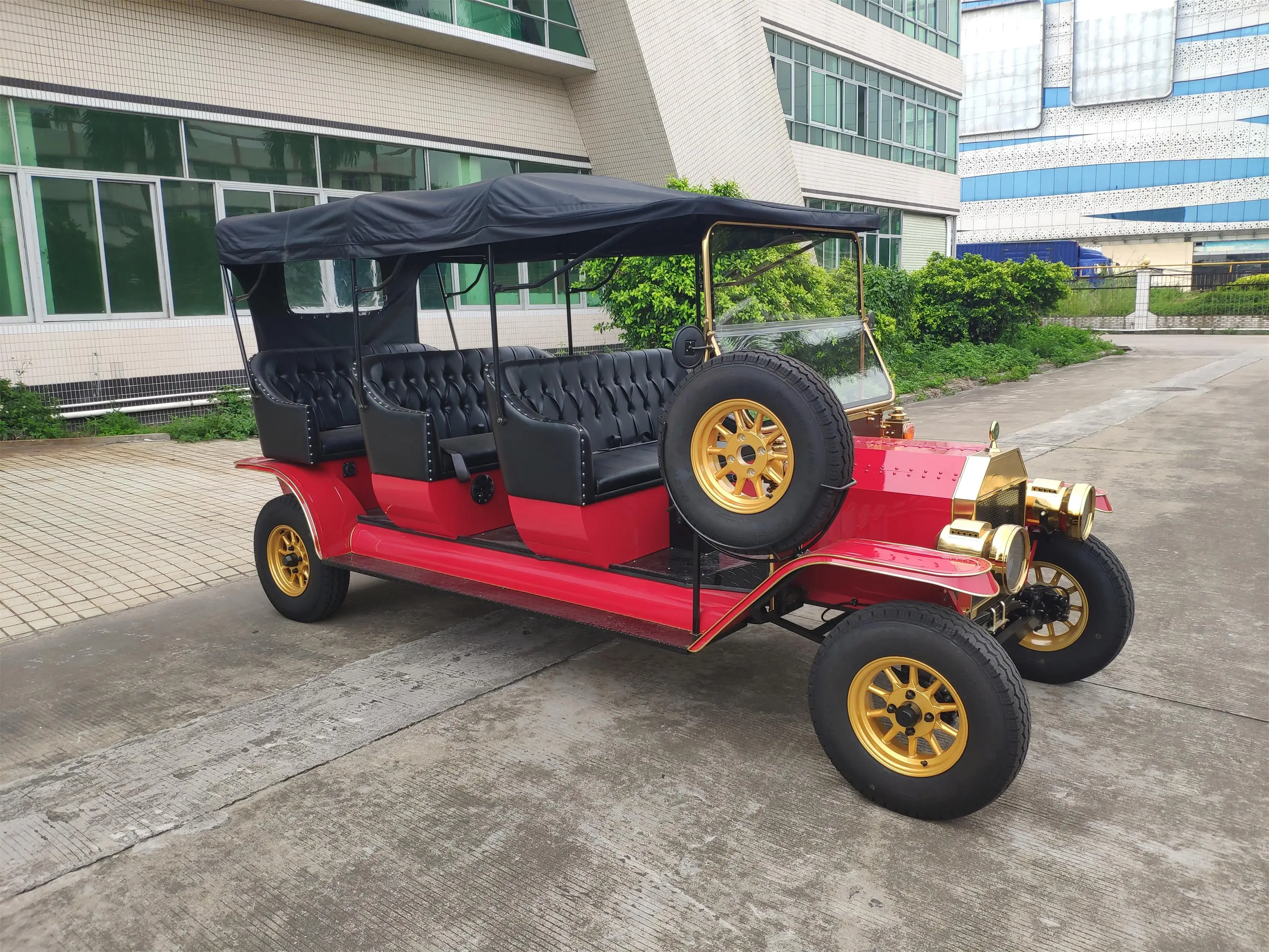 Nice 48V 5KW Motor Steel Material Battery Operated Golf Carts Buggy