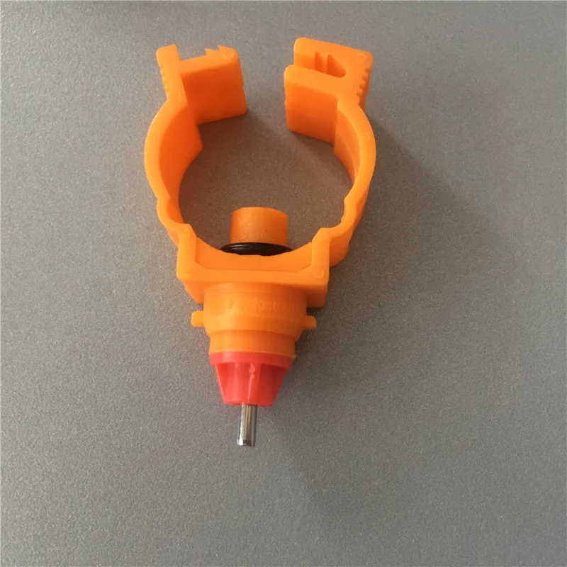 304 SS ABS Auger Feed System Nipple Drinkers For Poultry House