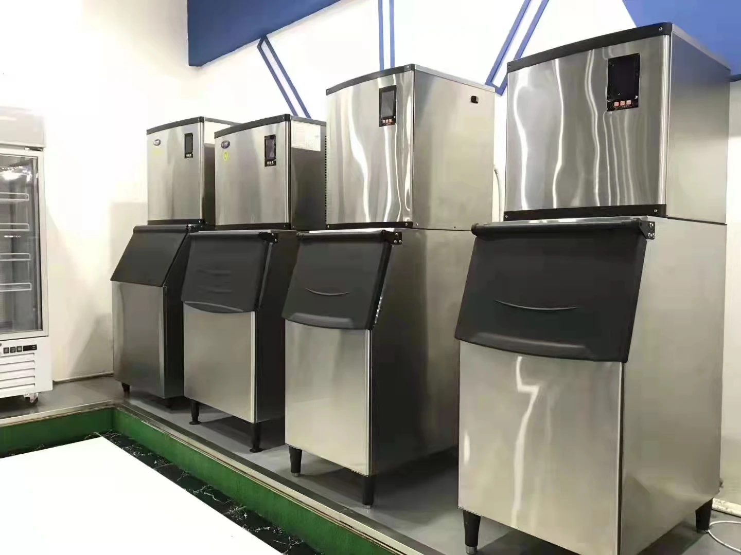 Efficient Ice Cube Machine Making Ice Maker Machine 30400kg/24h Ice