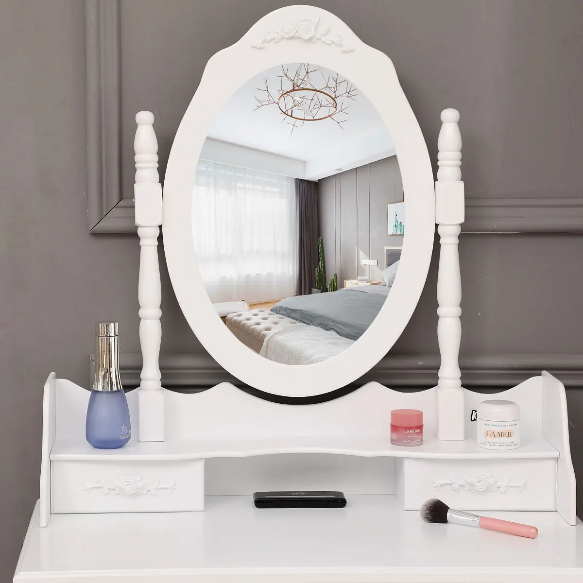 Best Sell Mirrored Make Up Vanity Table Modern Dressing Table Set