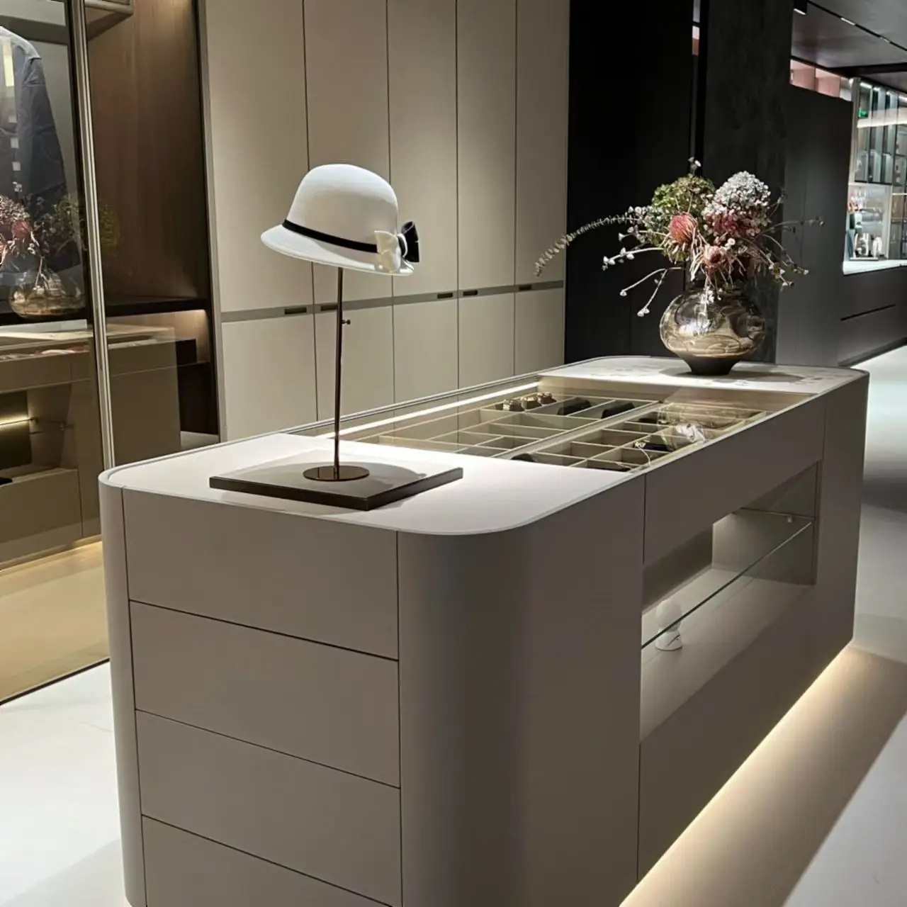 Modern Luxury Villa Home Bedroom Cloakroom Modular Open Walk in Glass ...