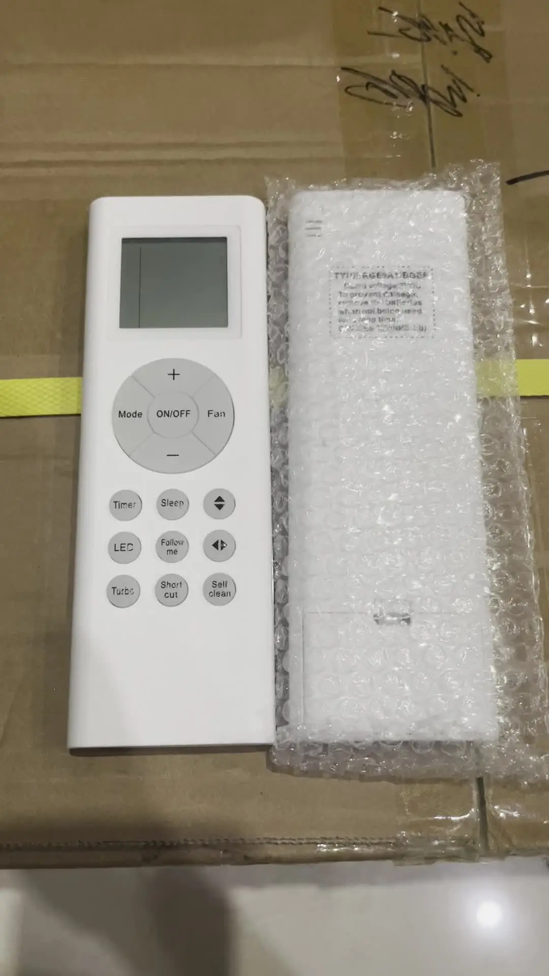 ALLIMITY Telecomando Universale Sostitutivo Per Condizionatore Midea E Senville - Modelli RG66A1/BGEF, RG66B3/BGEF, RG66A2/BGEFU1 - Senza Programmazione, Con Batterie Non Incluse